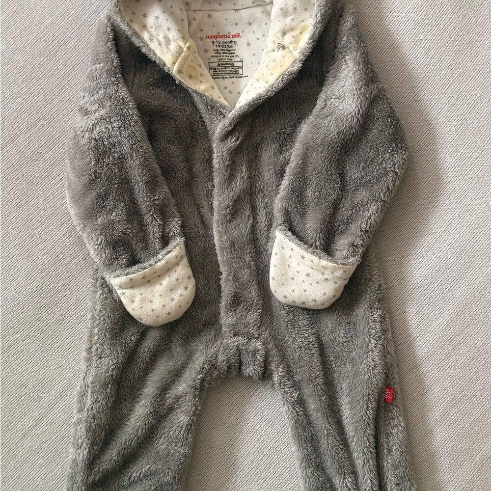 Magnetic Me Gray Fleece Kids Footie